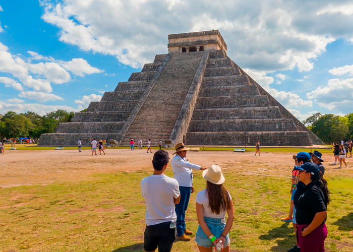 Cancún Más Allá de las Playas: Descubre la Auténtica Cultura Maya